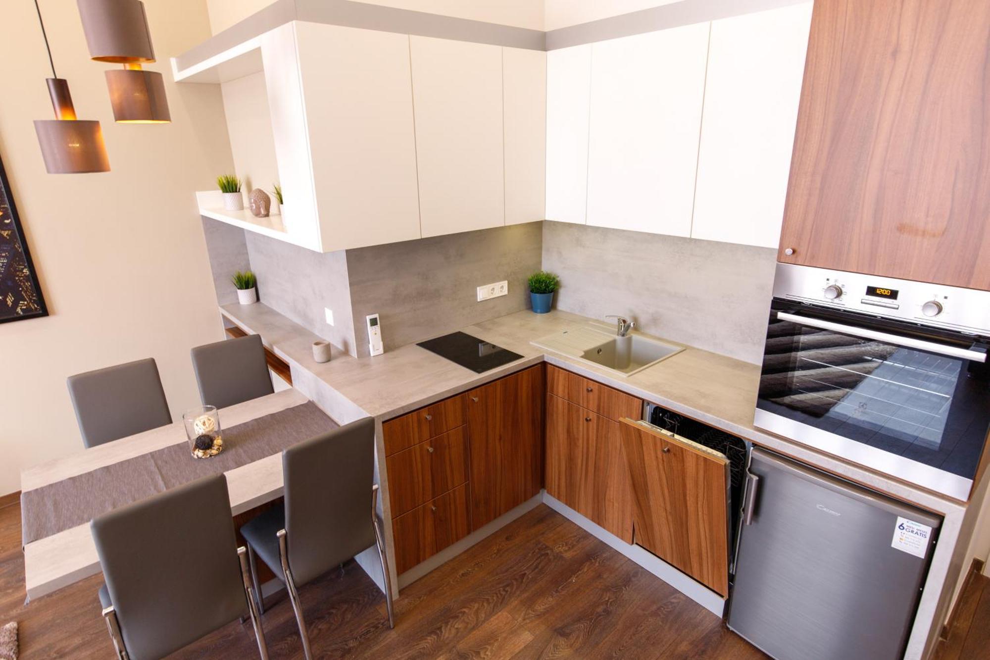 Central City Apt In The Jewish Quarter With Free Parking 布达佩斯 外观 照片